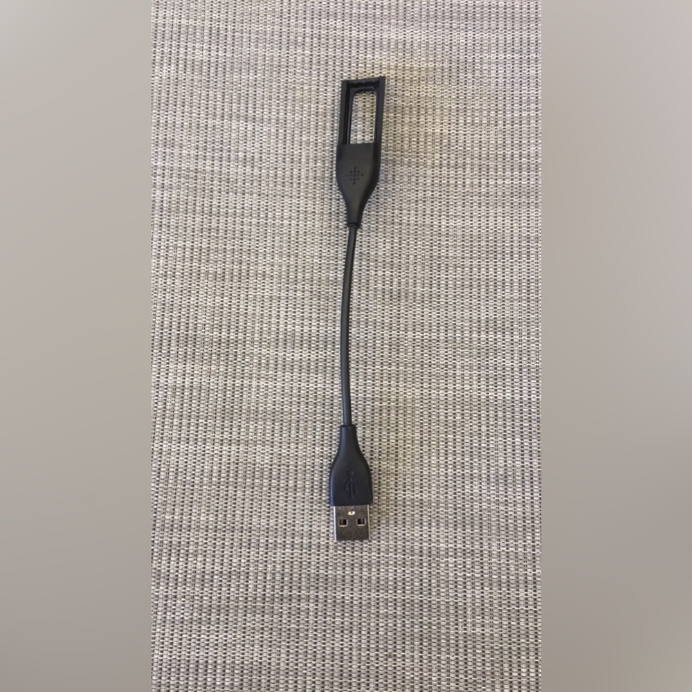 Fitbits Flex or Fitbit Flex 2 activity tracker charger